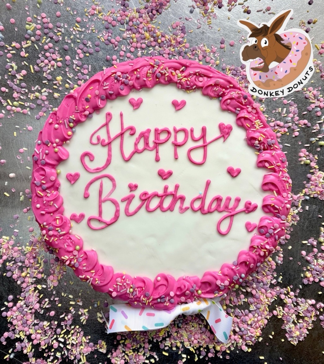 Occasion cake!! 🎂